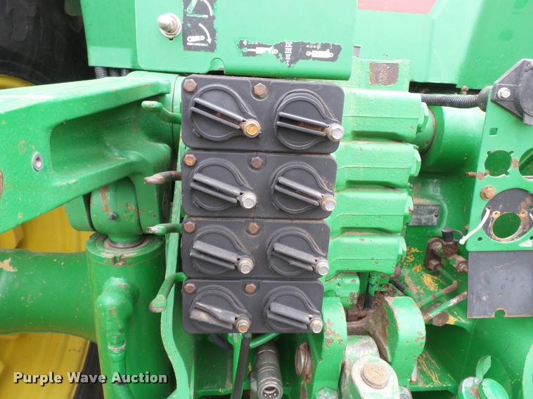 image for item K3387 2001 John Deere 8410 MFWD tractor