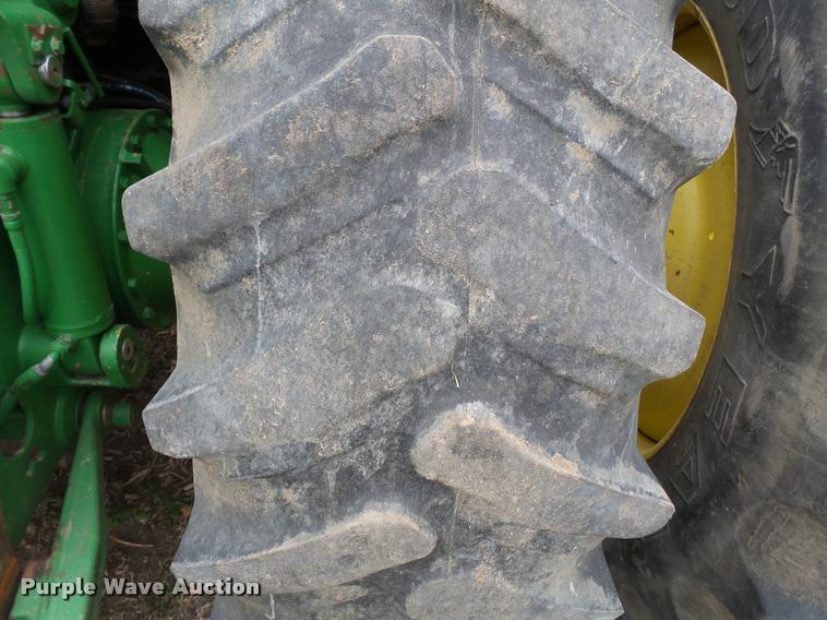 image for item K3387 2001 John Deere 8410 MFWD tractor