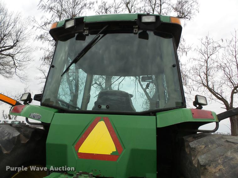 image for item K3387 2001 John Deere 8410 MFWD tractor