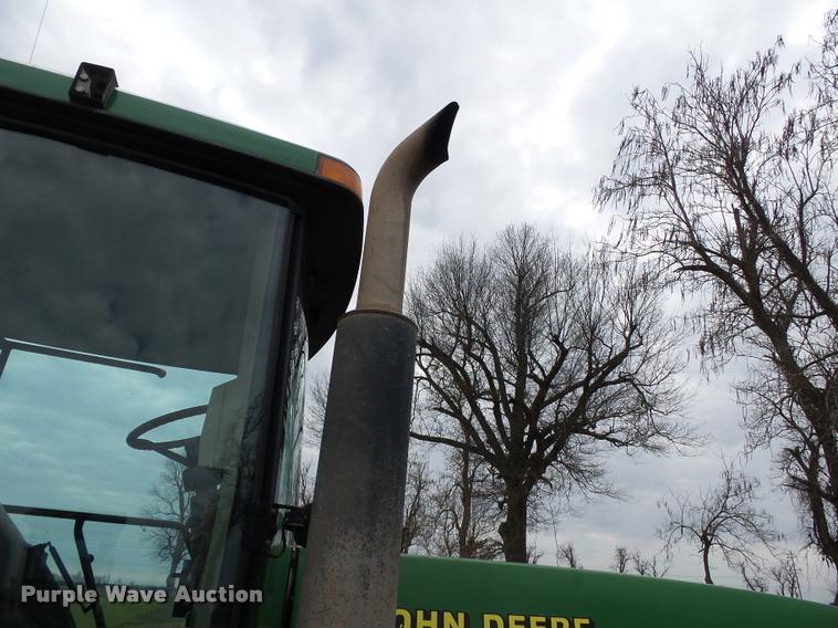 image for item K3387 2001 John Deere 8410 MFWD tractor