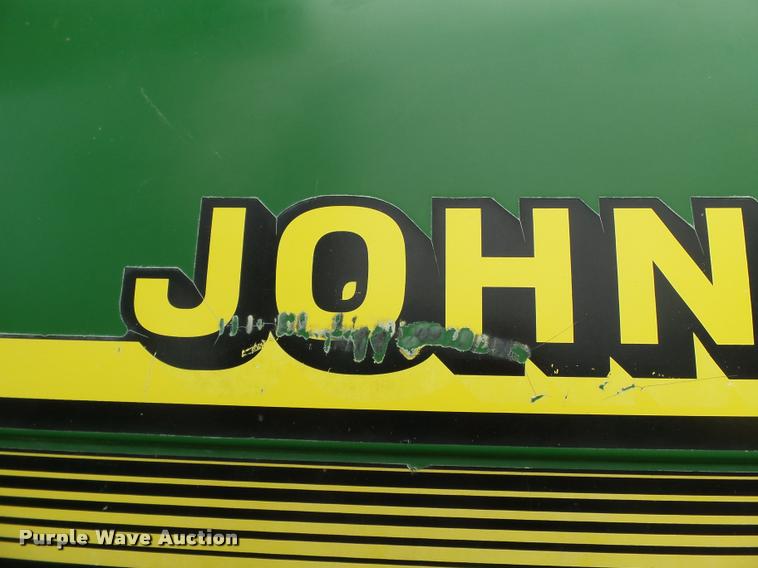 image for item K3387 2001 John Deere 8410 MFWD tractor