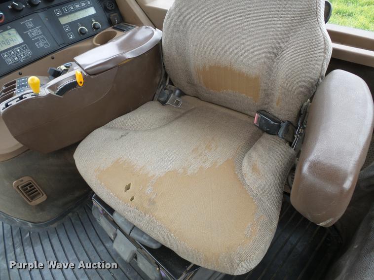 image for item K3387 2001 John Deere 8410 MFWD tractor