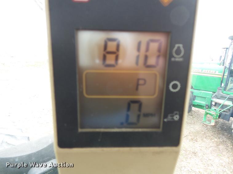 image for item K3387 2001 John Deere 8410 MFWD tractor