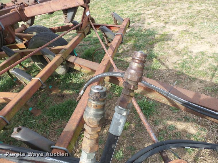 image for item K3391 Hiniker 1530 field cultivator