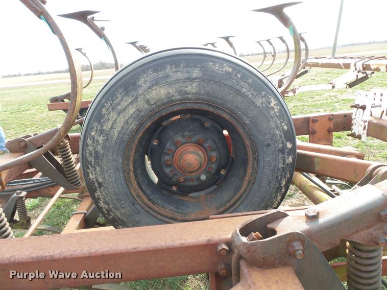 image for item K3391 Hiniker 1530 field cultivator