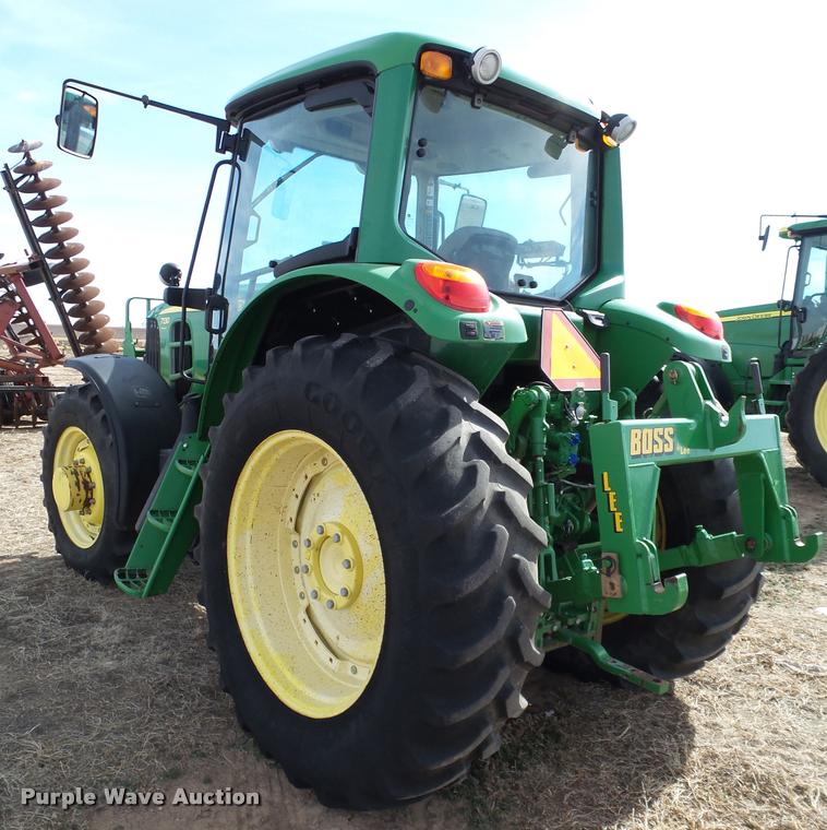 image for item L1665 2009 John Deere 7130 MFWD tractor