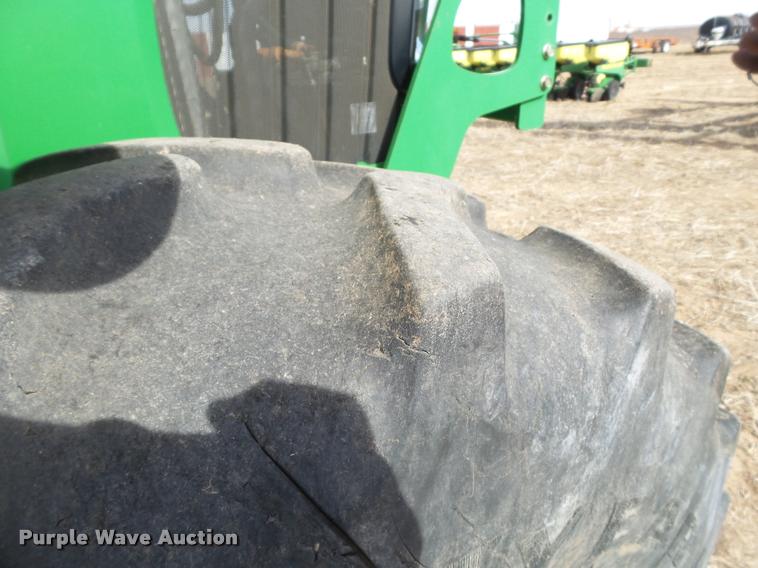 image for item L1665 2009 John Deere 7130 MFWD tractor