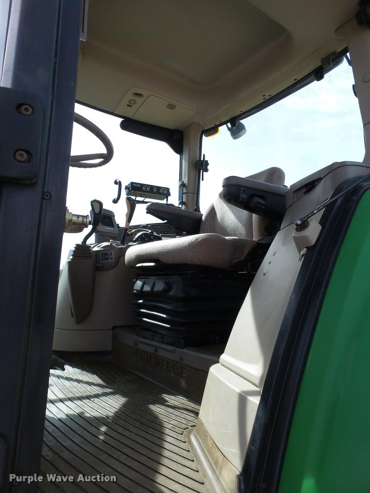 image for item L1665 2009 John Deere 7130 MFWD tractor