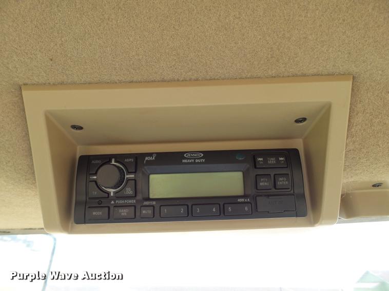 image for item L1666 2008 John Deere 8130 MFWD tractor