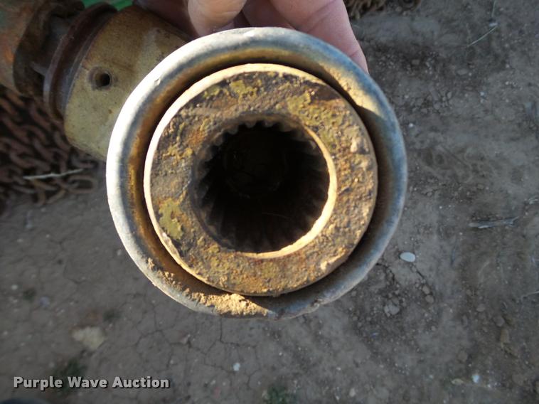 image for item L1667 2008 John Deere HX14 shredder