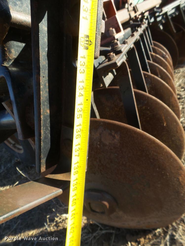 image for item L1670 Case IH tandem disk