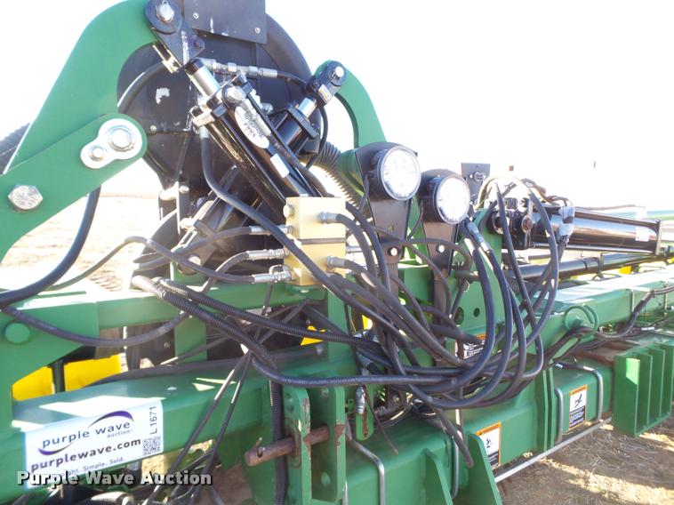 image for item L1671 John Deere 1720 planter