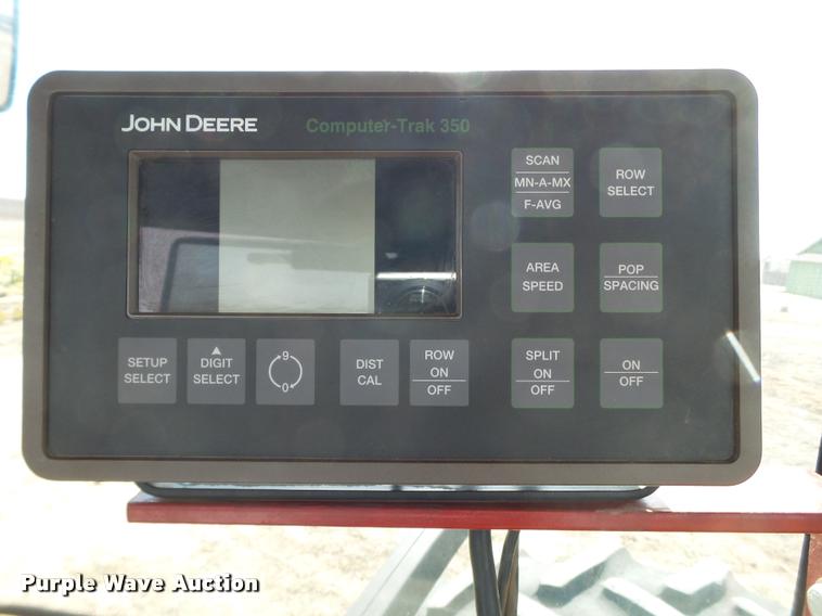 image for item L1671 John Deere 1720 planter