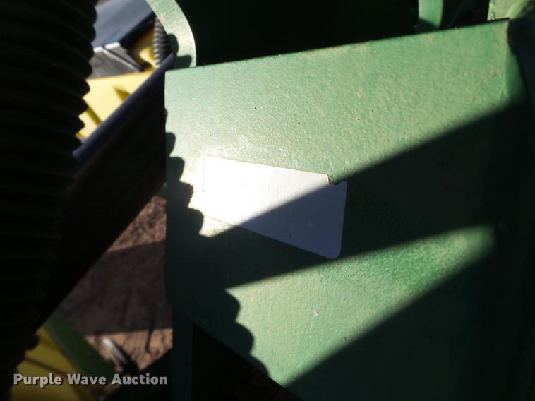 image for item L1671 John Deere 1720 planter