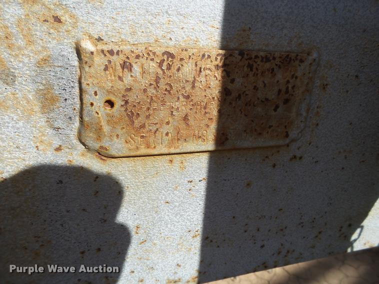 image for item L1673 Wylie nurse tank