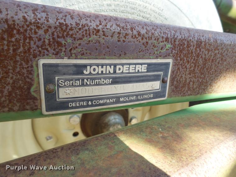 image for item L1675 John Deere 960 chisel plow