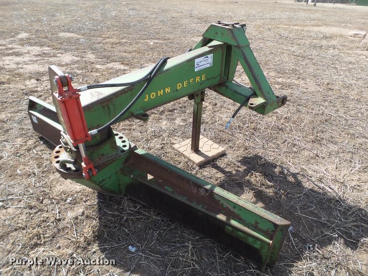 image for item L1680 John Deere blade