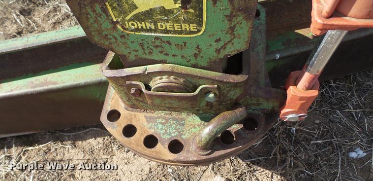 image for item L1680 John Deere blade