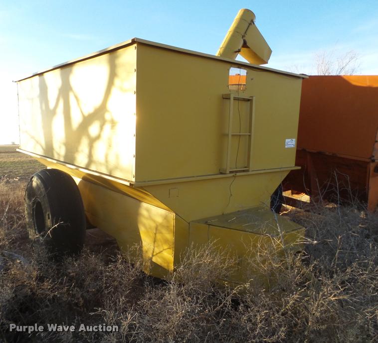 image for item L1683 Grain cart