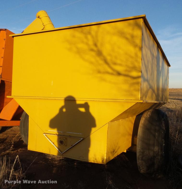 image for item L1683 Grain cart