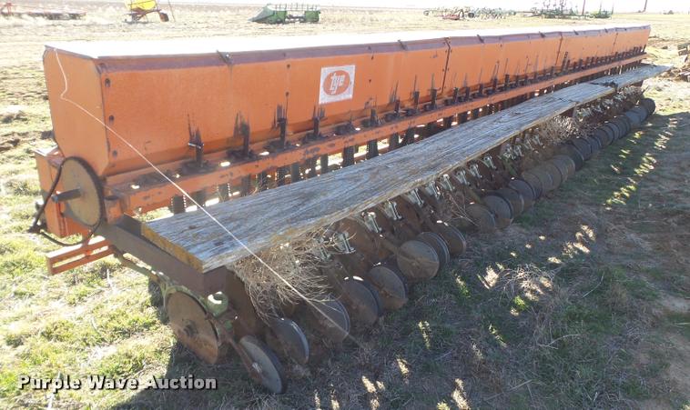 image for item L1700 Tye grain drill