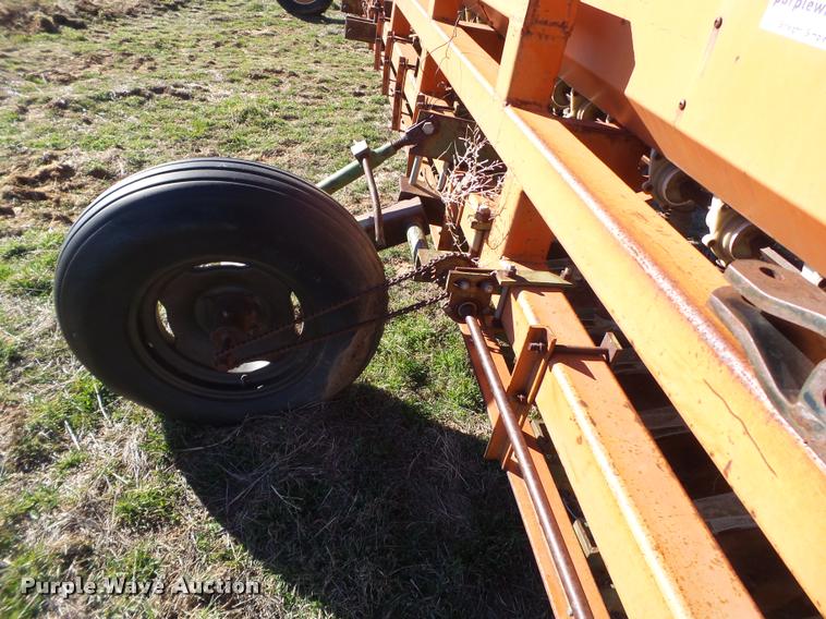 image for item L1700 Tye grain drill