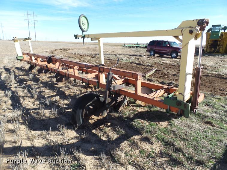 image for item L1702 Tye disk bedder