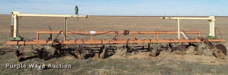 image for item L1702 Tye disk bedder