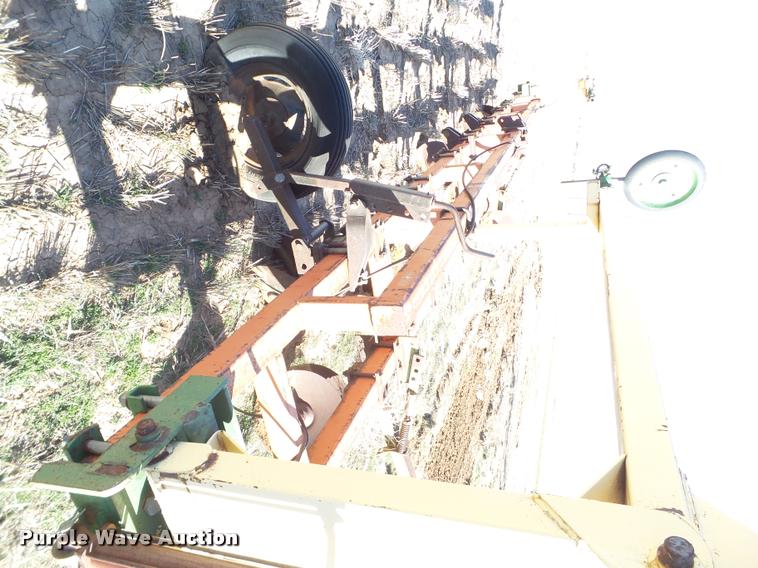 image for item L1702 Tye disk bedder