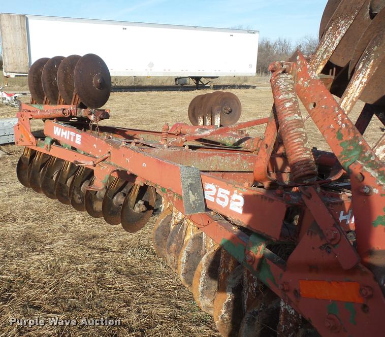 image for item L4522 White 225 disk