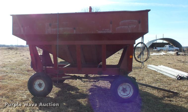 image for item L4524 Gravity wagon