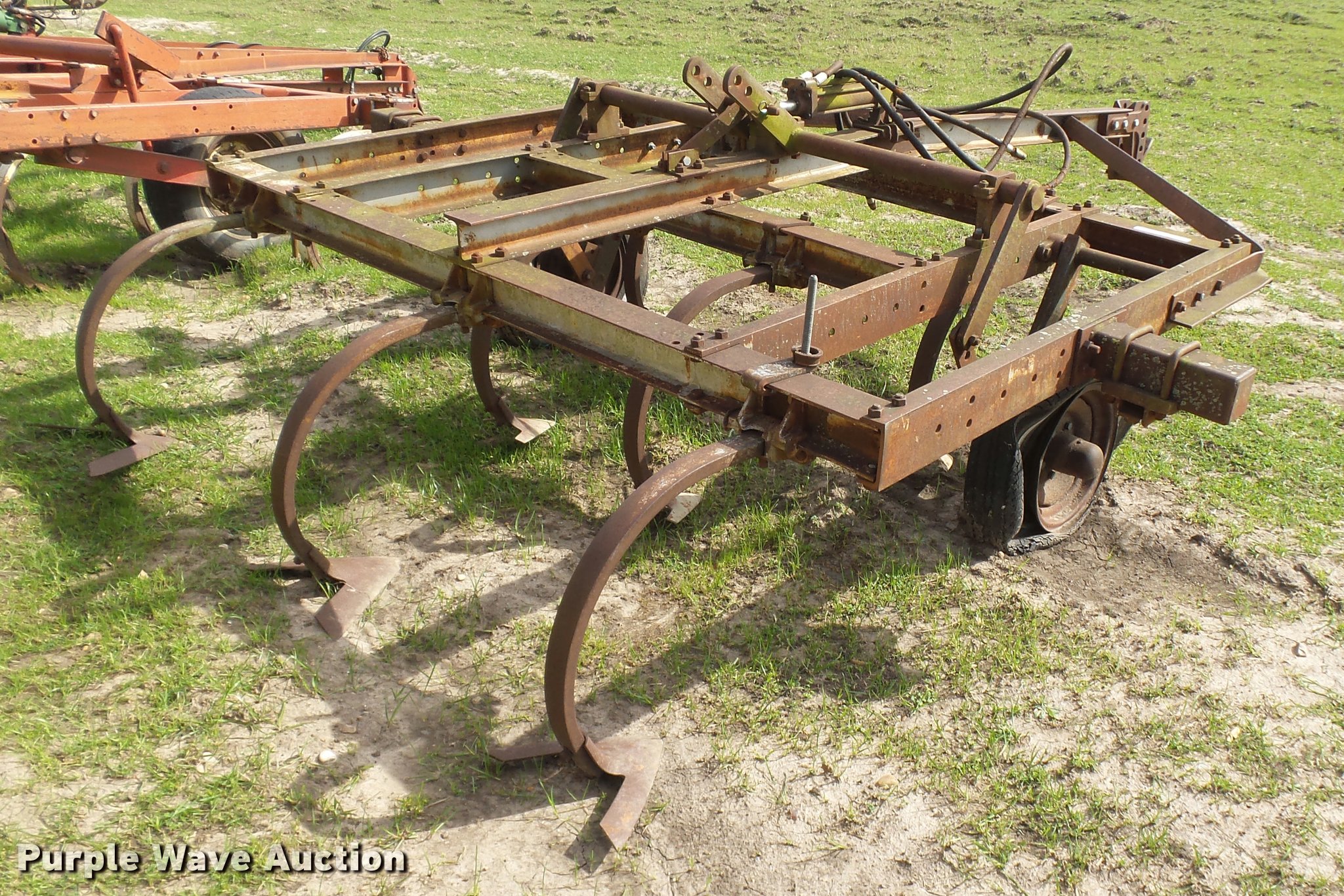 Hamey chisel plow in Ennis, TX Item DE9518 sold Purple Wave