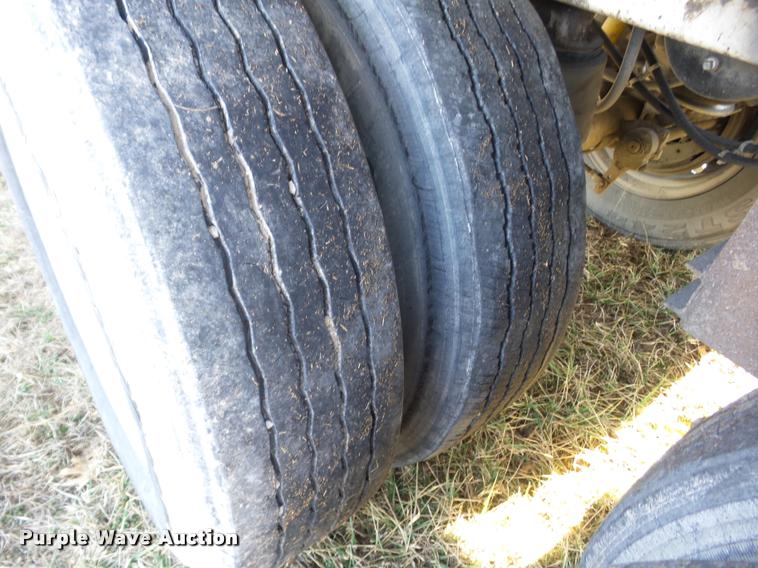 image for item AG9270 1994 Timpte double hopper grain trailer