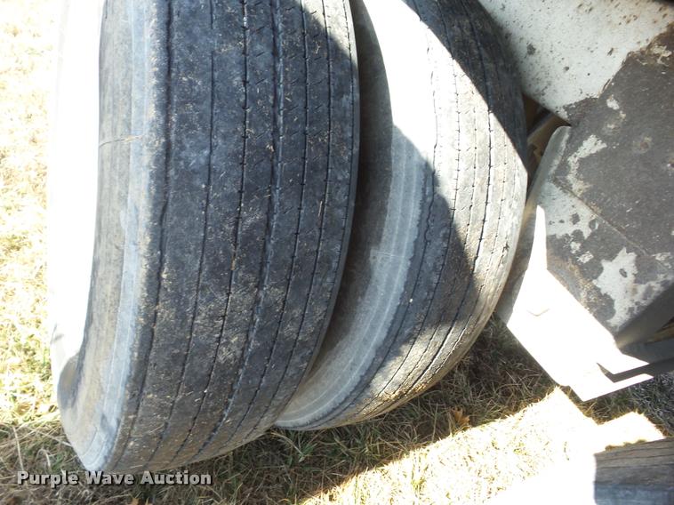 image for item AG9270 1994 Timpte double hopper grain trailer