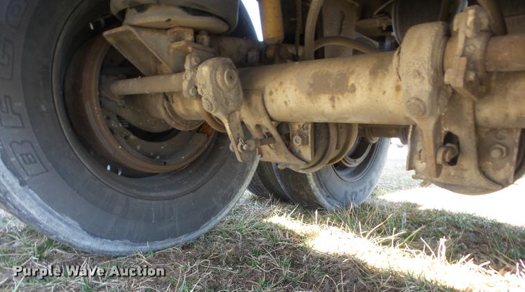 image for item AG9270 1994 Timpte double hopper grain trailer