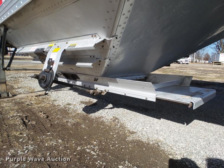 image for item CB9789 2008 Timpte double hopper grain trailer