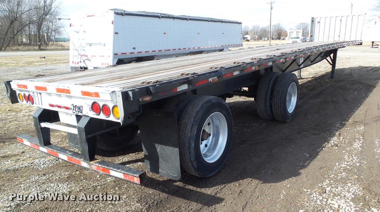 image for item CB9790 2000 Great Dane GPMWSAR248 flatbed trailer