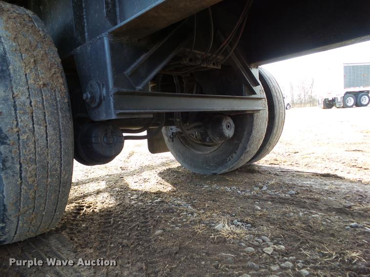 image for item CB9790 2000 Great Dane GPMWSAR248 flatbed trailer