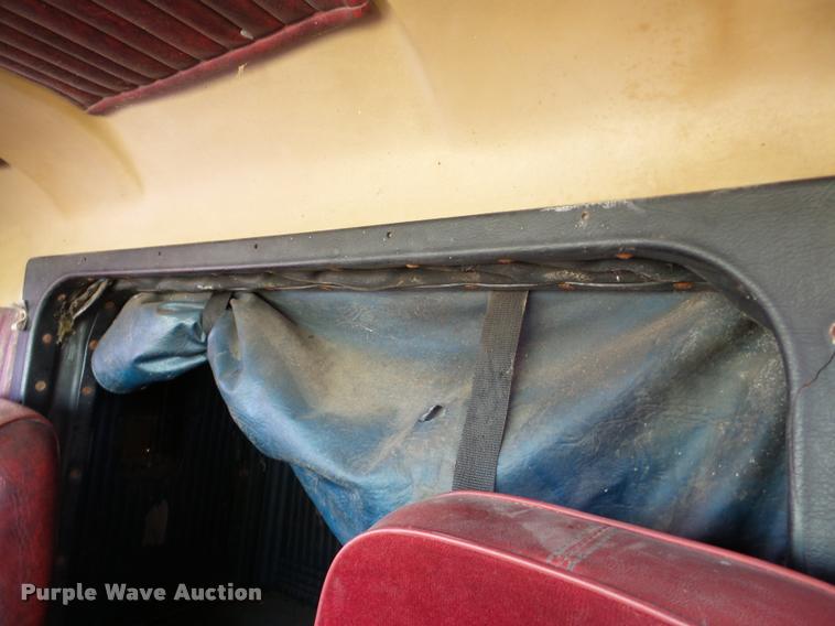 image for item DA7318 1981 Kenworth W900A semi truck