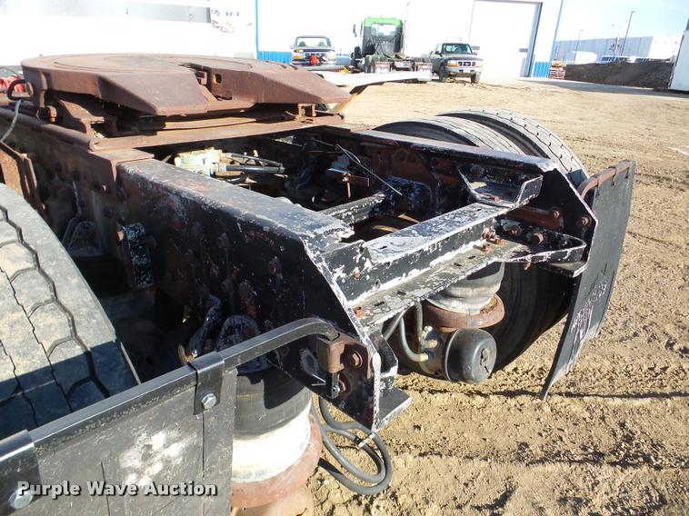 image for item DA7318 1981 Kenworth W900A semi truck