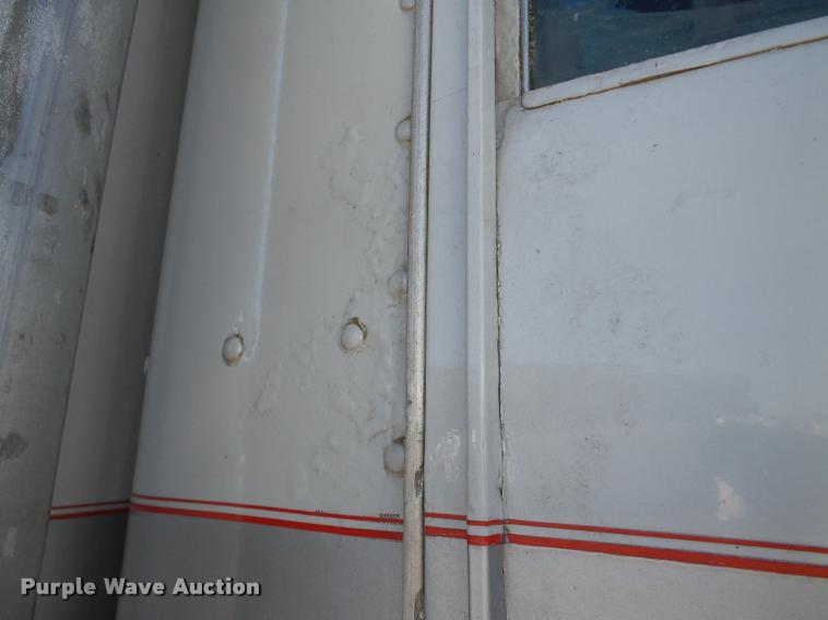 image for item DA7318 1981 Kenworth W900A semi truck