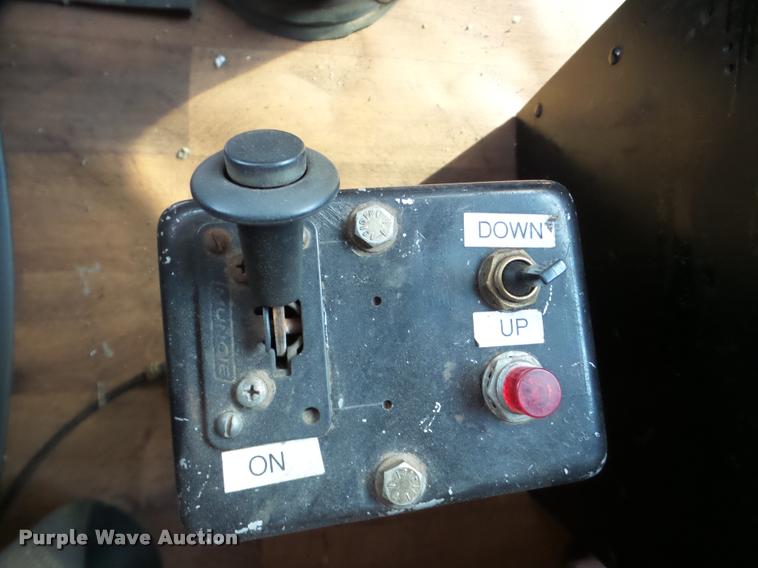 image for item DA7319 1978 Peterbilt 359M19 semi truck