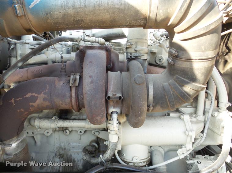 image for item DA7319 1978 Peterbilt 359M19 semi truck