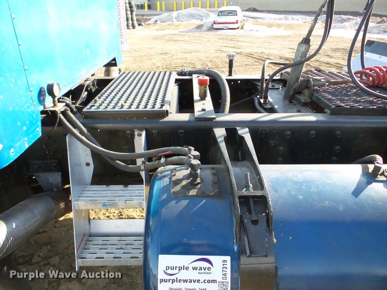 image for item DA7319 1978 Peterbilt 359M19 semi truck