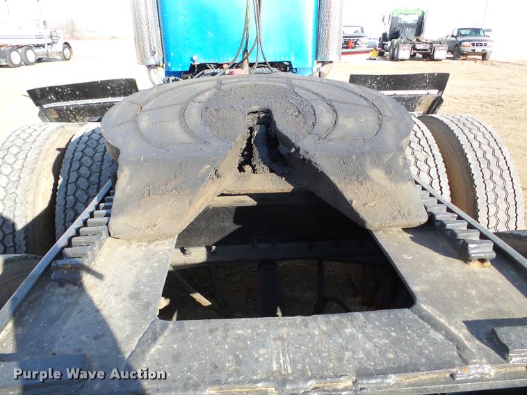 image for item DA7319 1978 Peterbilt 359M19 semi truck