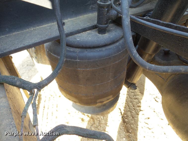 image for item DA7319 1978 Peterbilt 359M19 semi truck