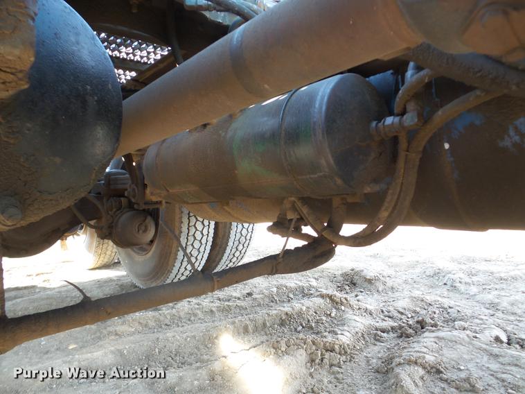 image for item DA7319 1978 Peterbilt 359M19 semi truck