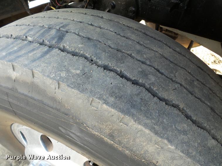 image for item DA7319 1978 Peterbilt 359M19 semi truck