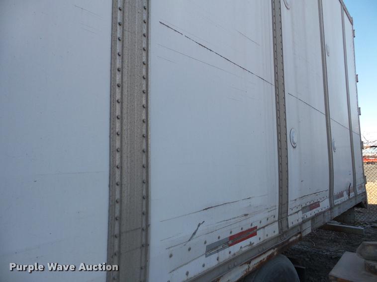 image for item DA7356 1994 Stoughton dry van trailer