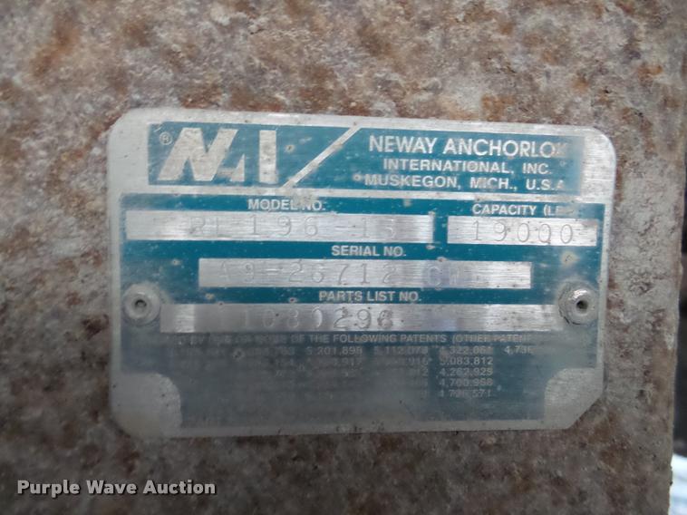 image for item DA7356 1994 Stoughton dry van trailer